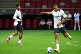 比基尼从最 比基尼从最